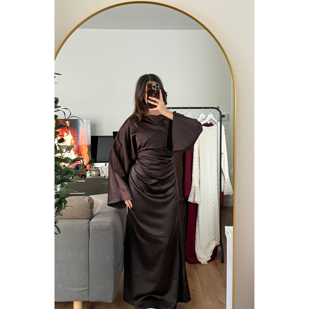 Robe Longue Satin Drapé à Nouer dans le Dos – Luxueuse | Coffee
