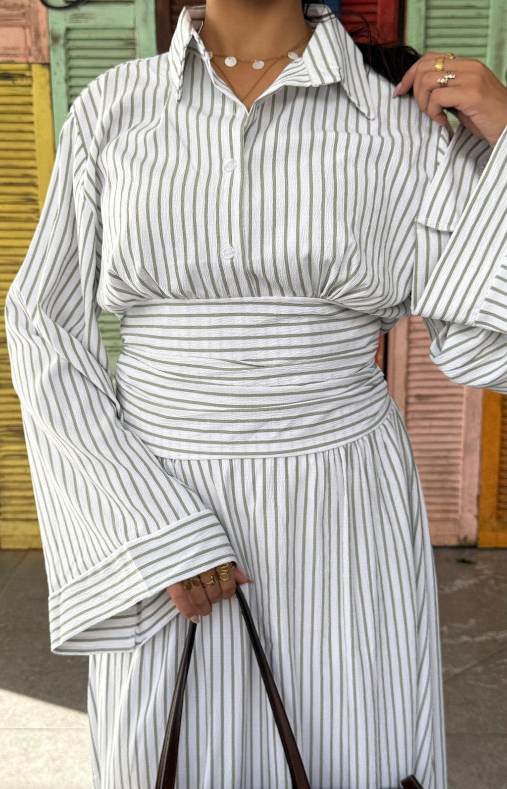 Robe chemise longue rayée Riya à ceinture / GREEN