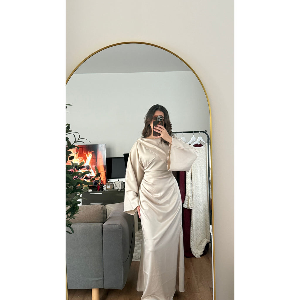 Robe Longue Satin Drapé à Nouer dans le Dos – Luxueuse | Beige