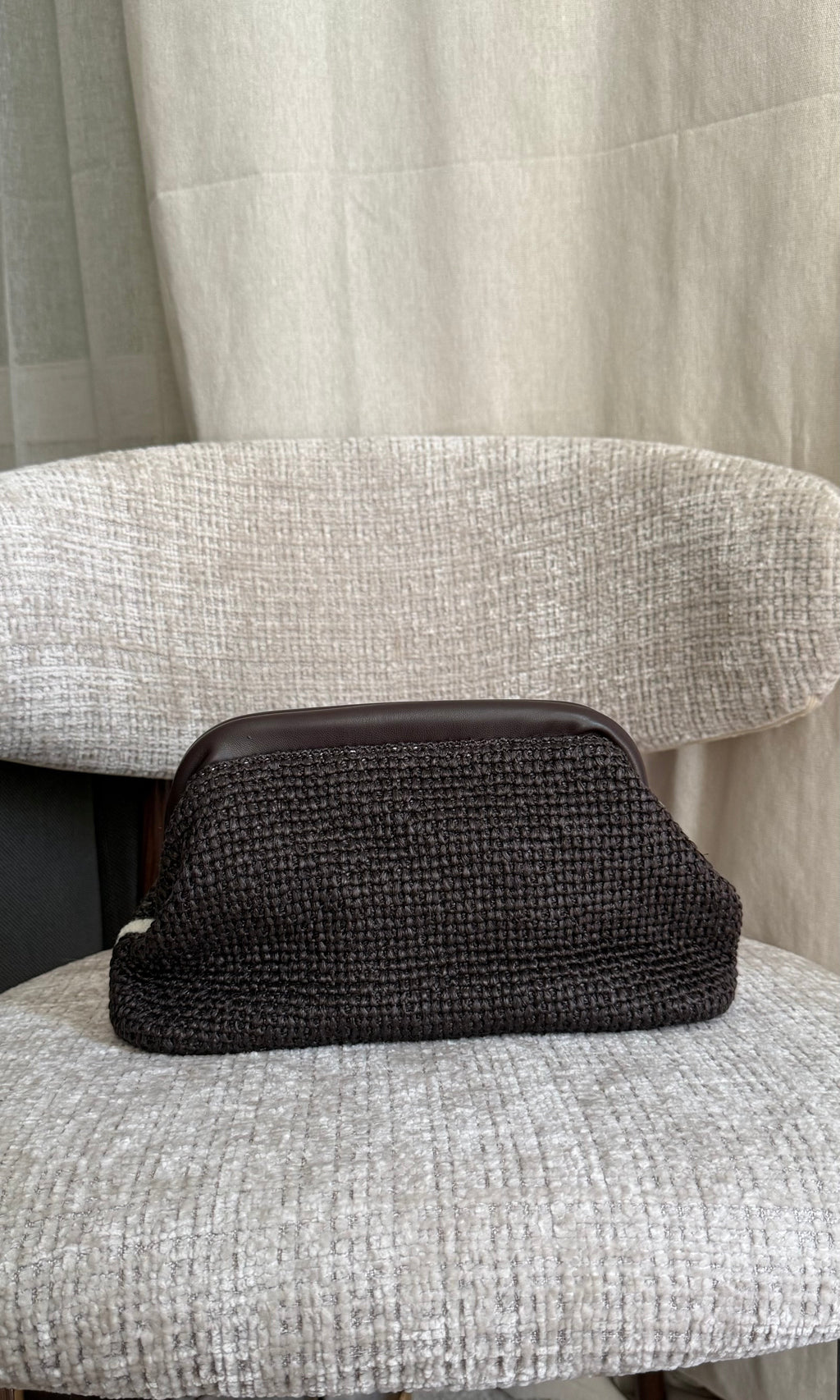 Pochette Naya – Chocolat & Écru