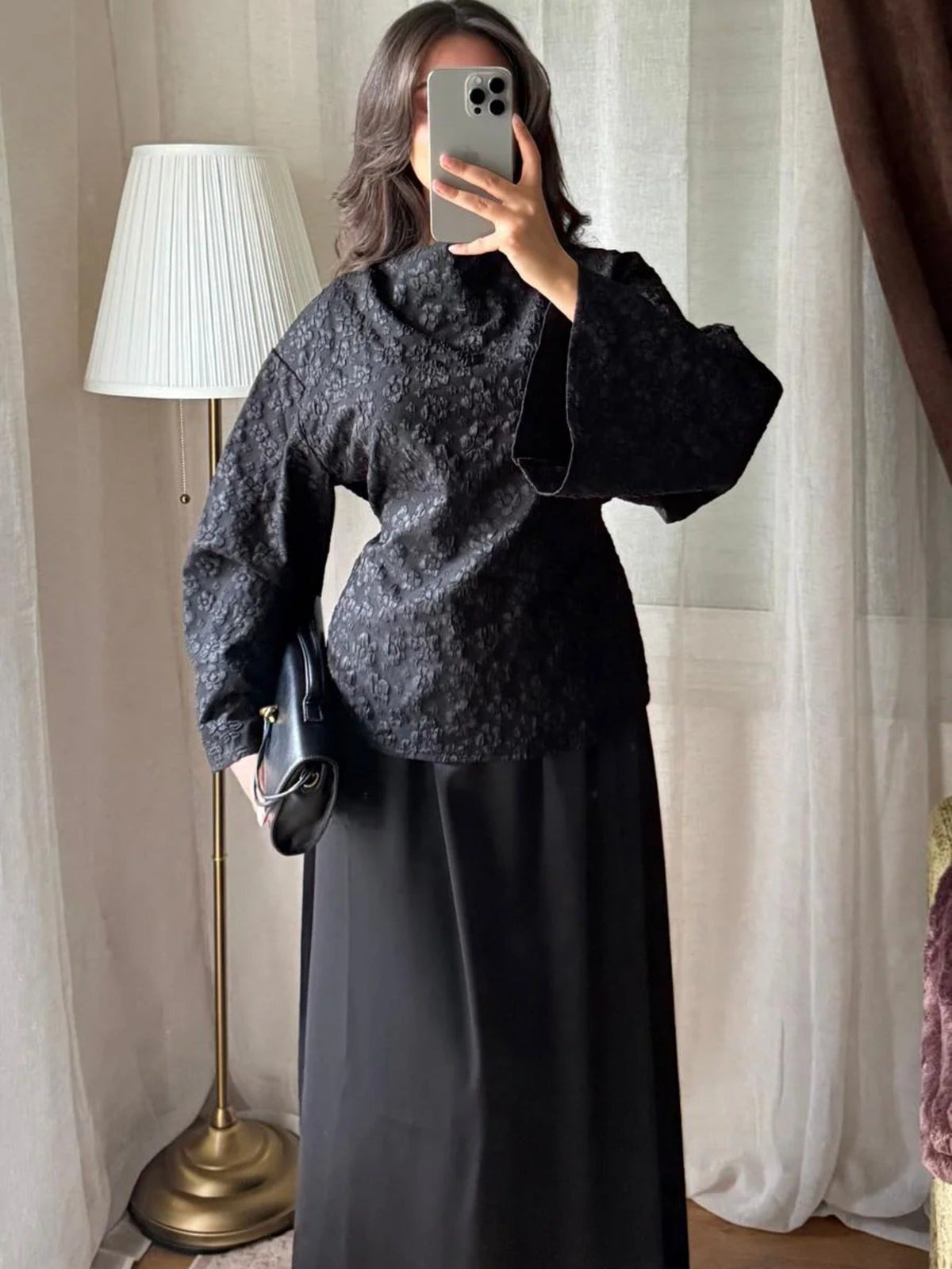 Ensemble Blouse Jacquard & Jupe Satinée – Noir