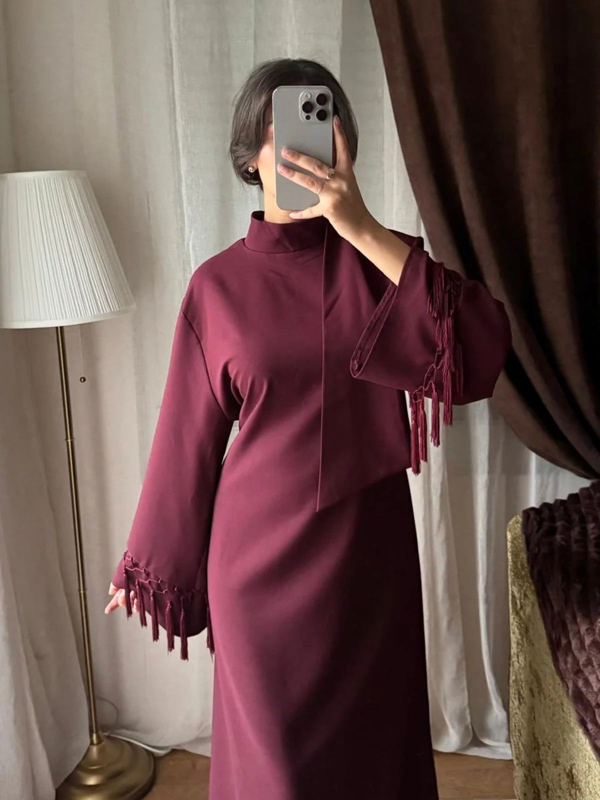 Robe à Franges Col Écharpe – Bordeaux