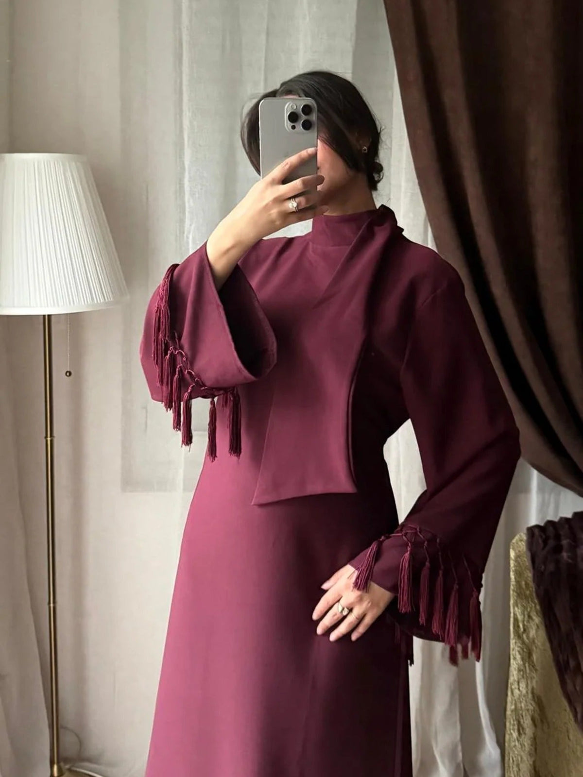 Robe à Franges Col Écharpe – Bordeaux